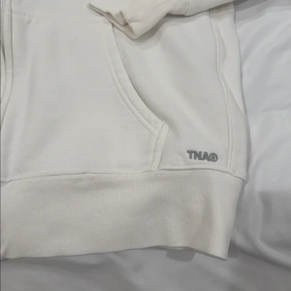 Tna - Picture 2 of 5